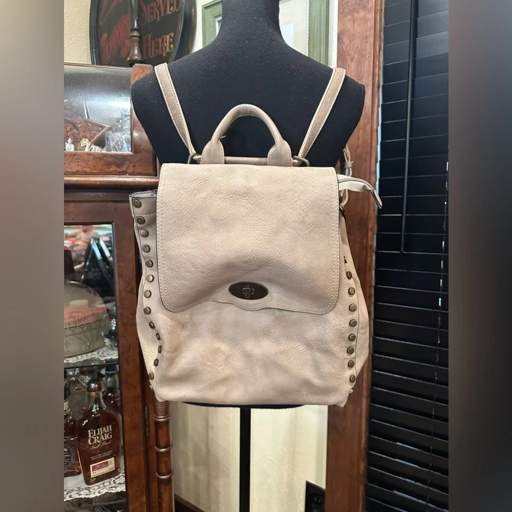 Jen & Co Bex Vegan Distressed Backpack